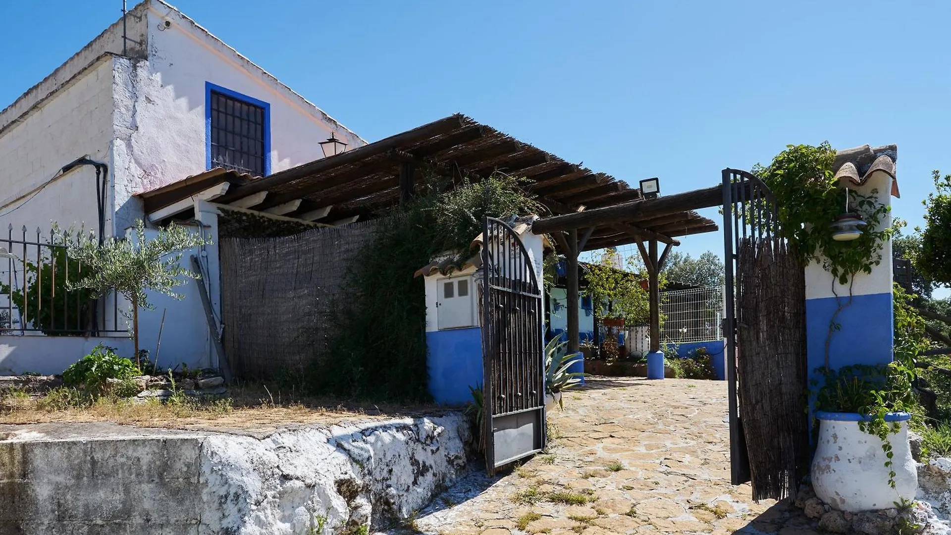 La Sierrezuela Villa Castillo de Locubin Holiday home